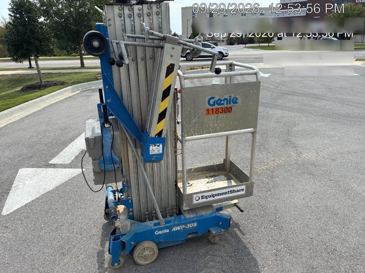 2020 GENIE AWP-30S
