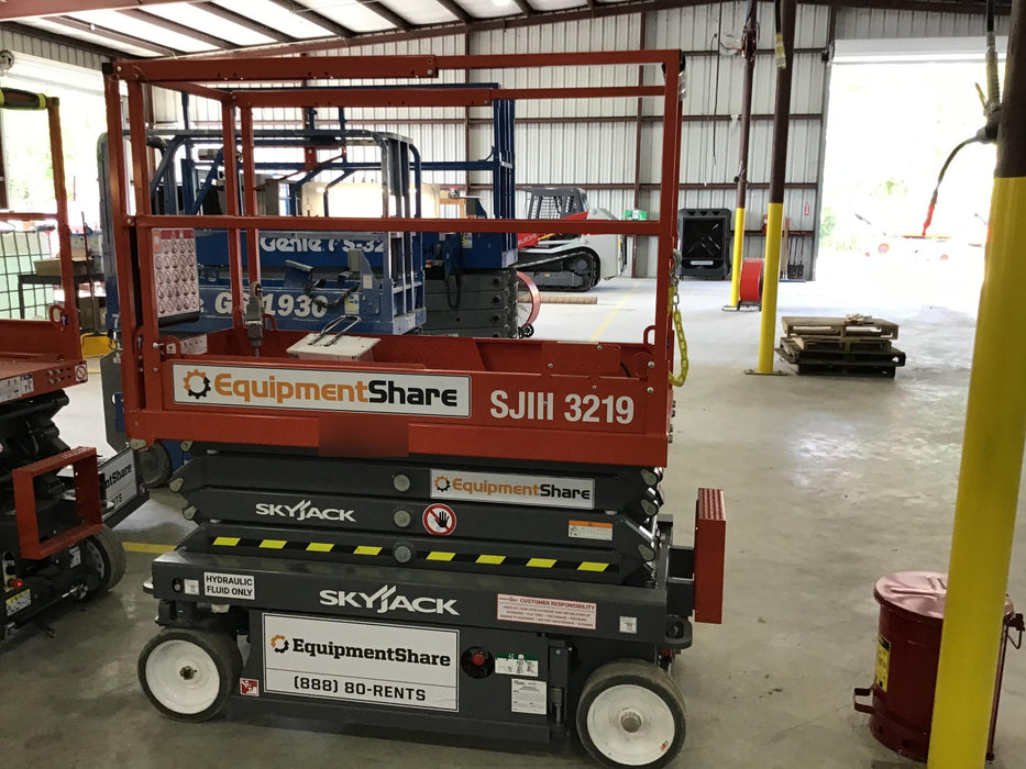 2018 SKYJACK SJIII-3219