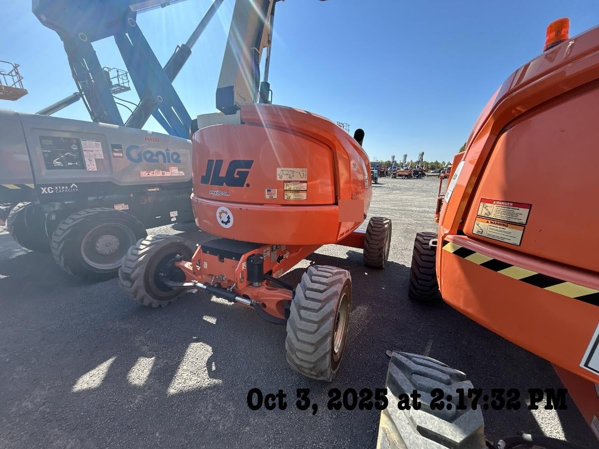 2019 JLG 450AJ