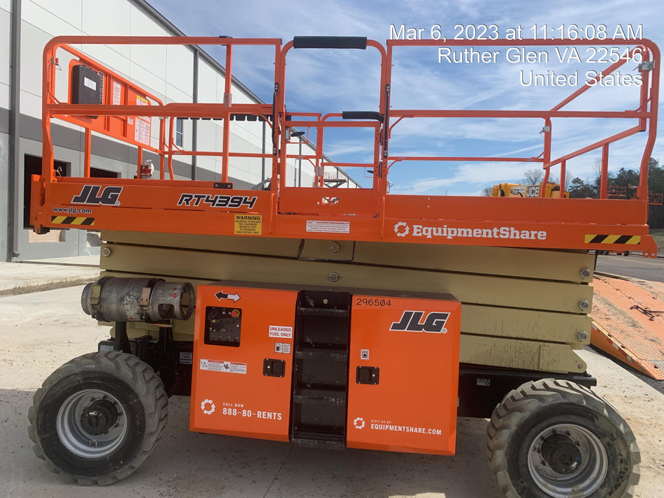 2023 JLG RT4394