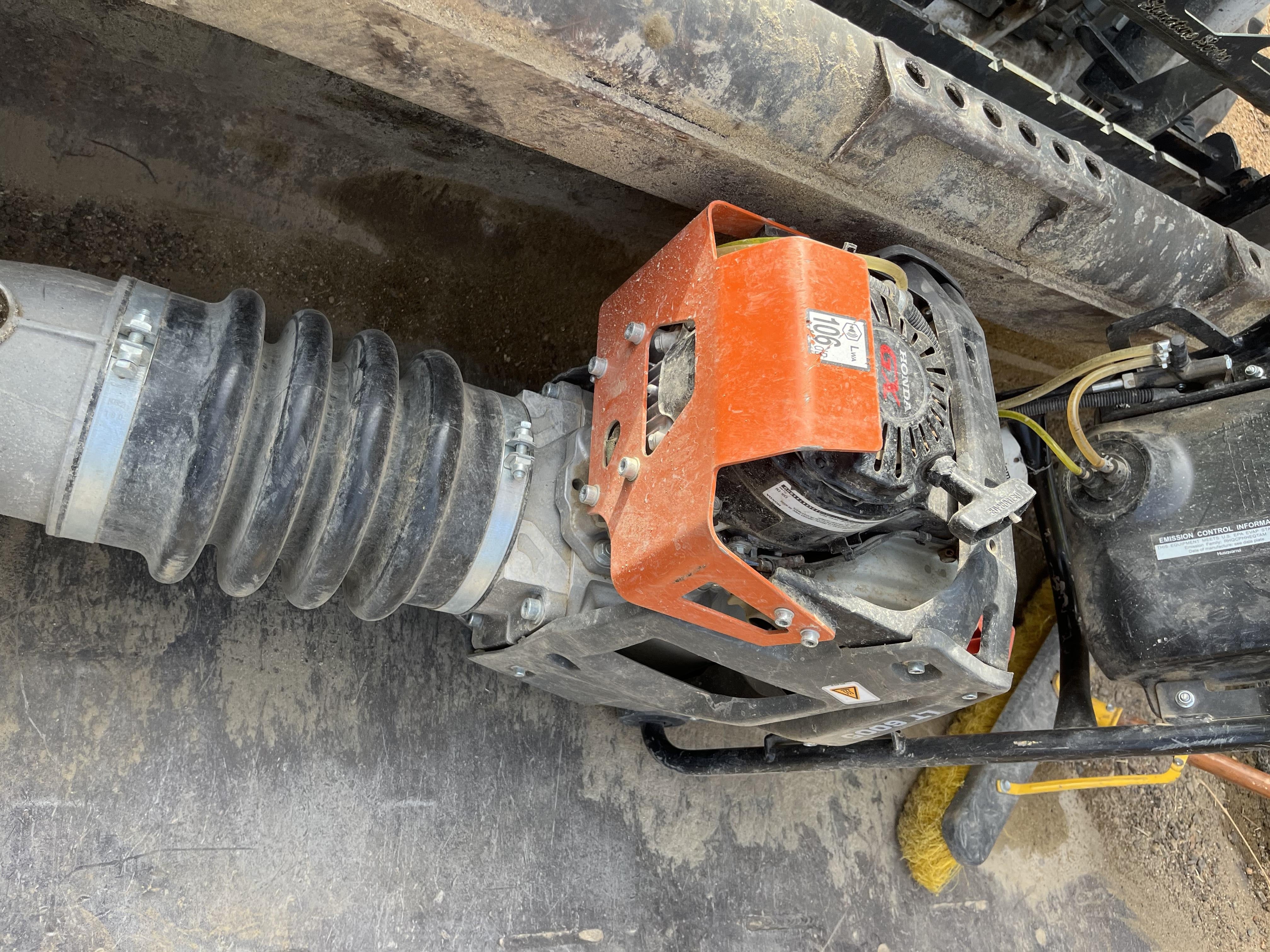 2024 HUSQVARNA LT6005