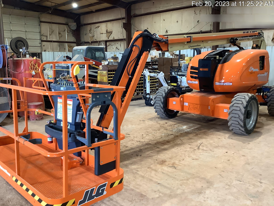 2023 JLG 600AJ
