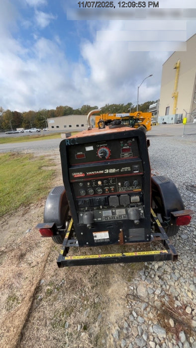 2021 Lincoln Electric Vantage 322 Vantage 322 Ready Pak 3 w/ Decals, ORANGE (includes trailer, cable rack, fender light kit) NO Telematics