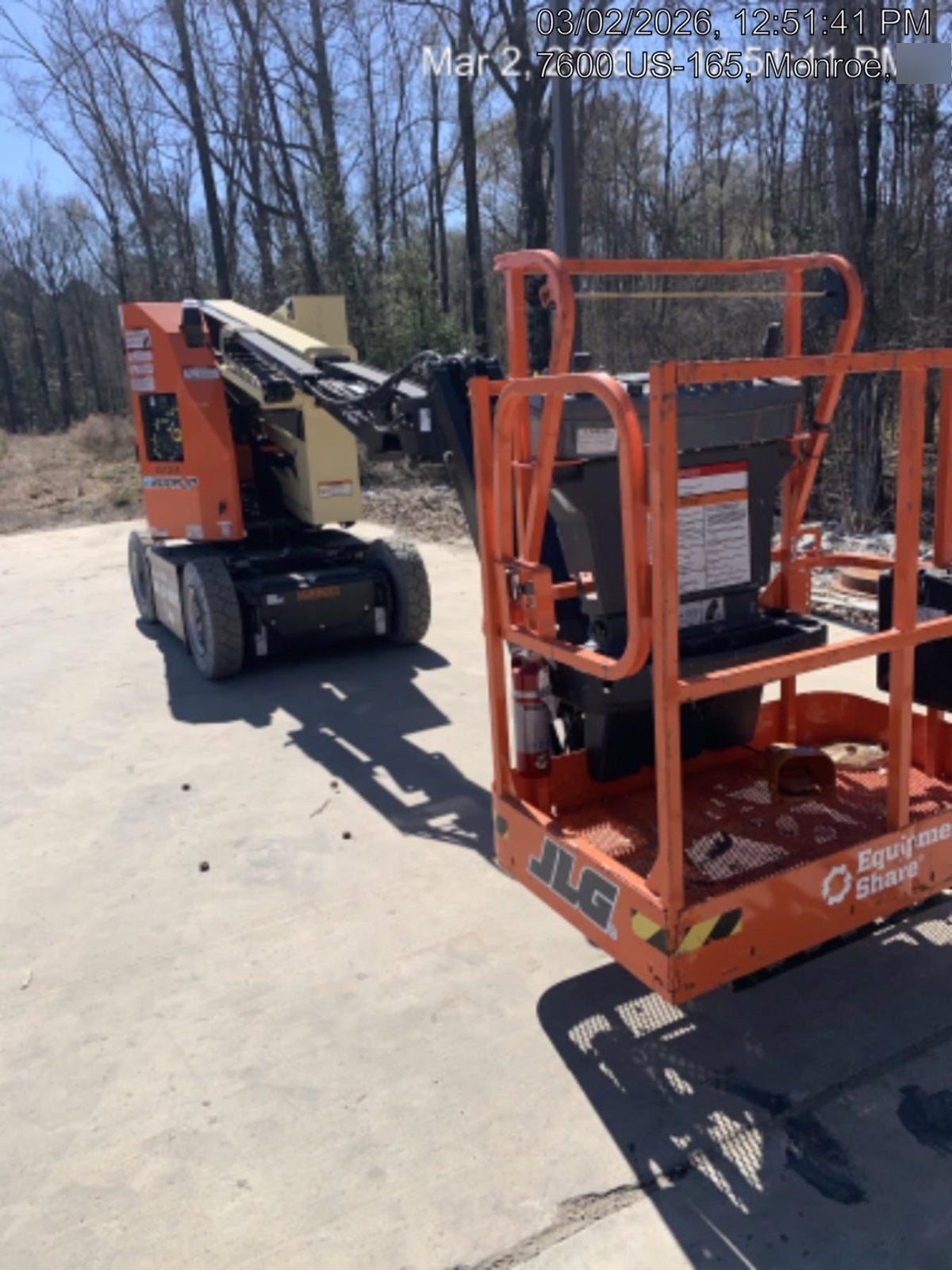 2025 JLG E300AJP