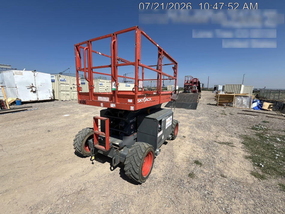 2017 SKYJACK SJ6832 RT
