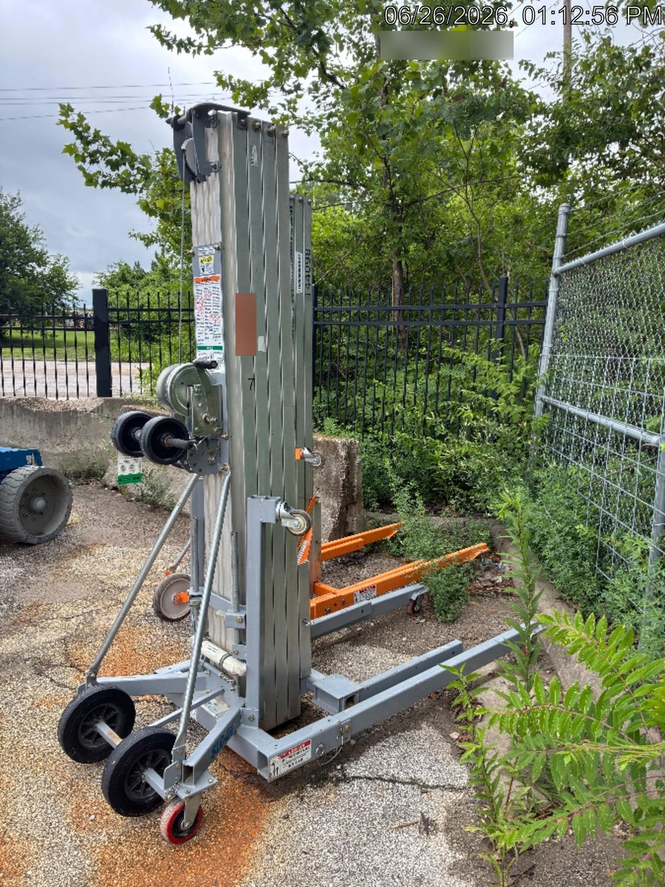 2020 GENIE SLC-24