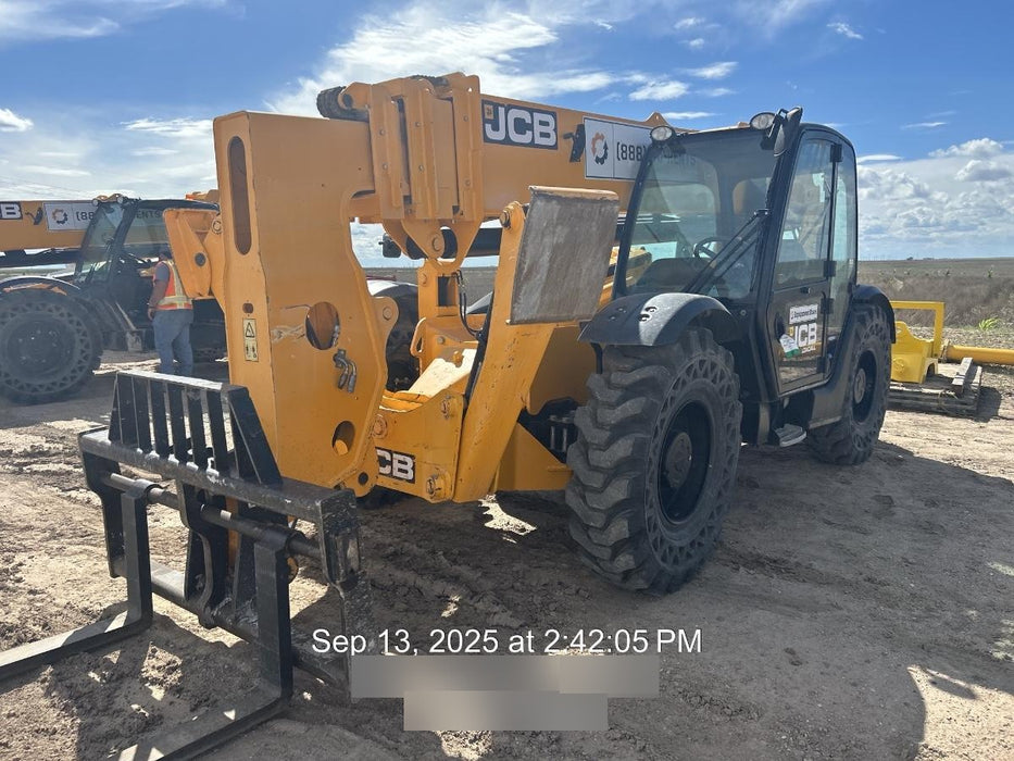 2020 JCB 512-56