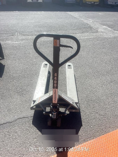 2022 STRONGWAY 4400 lb Pallet Jack