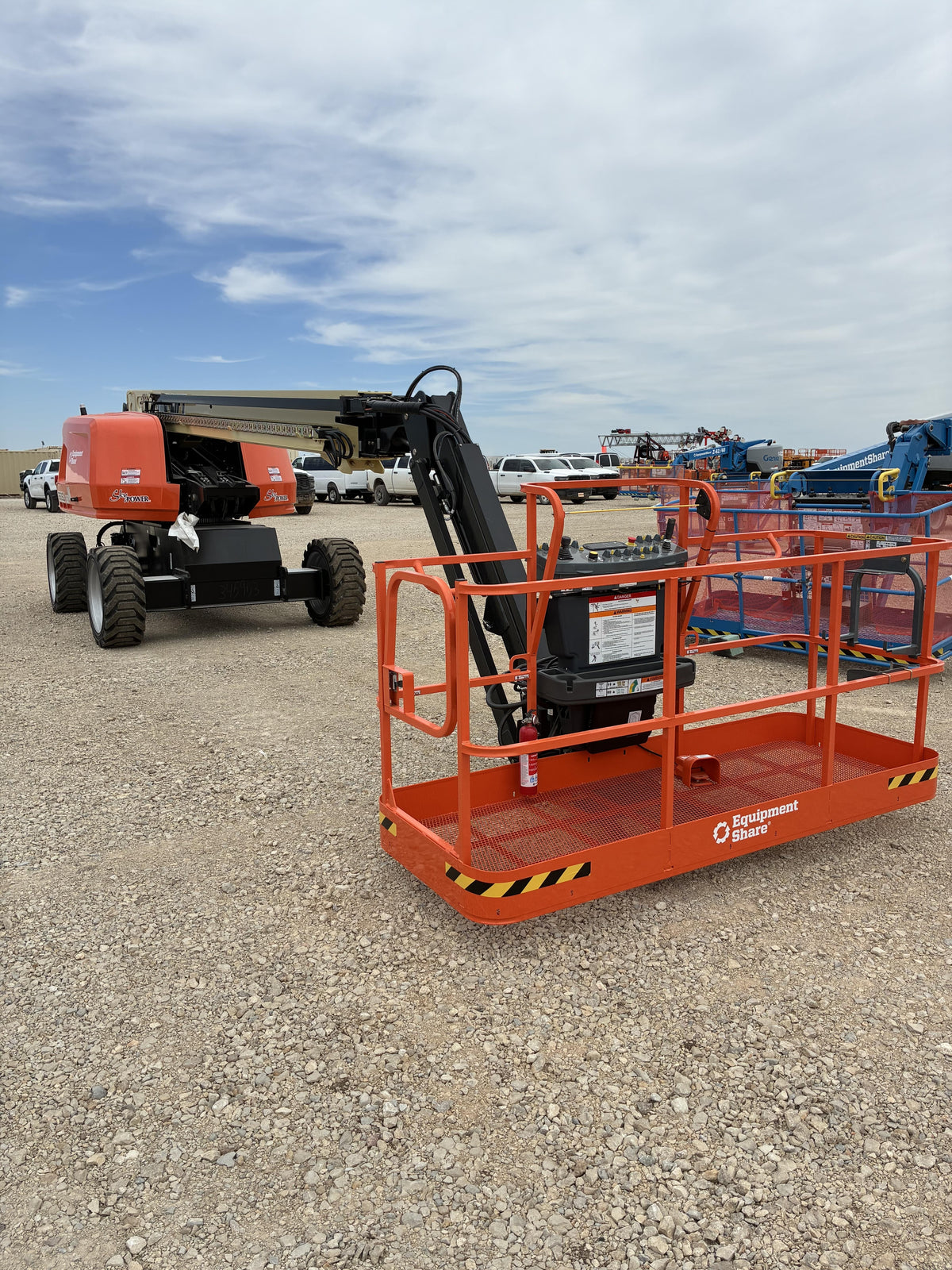 2026 JLG 660SJ