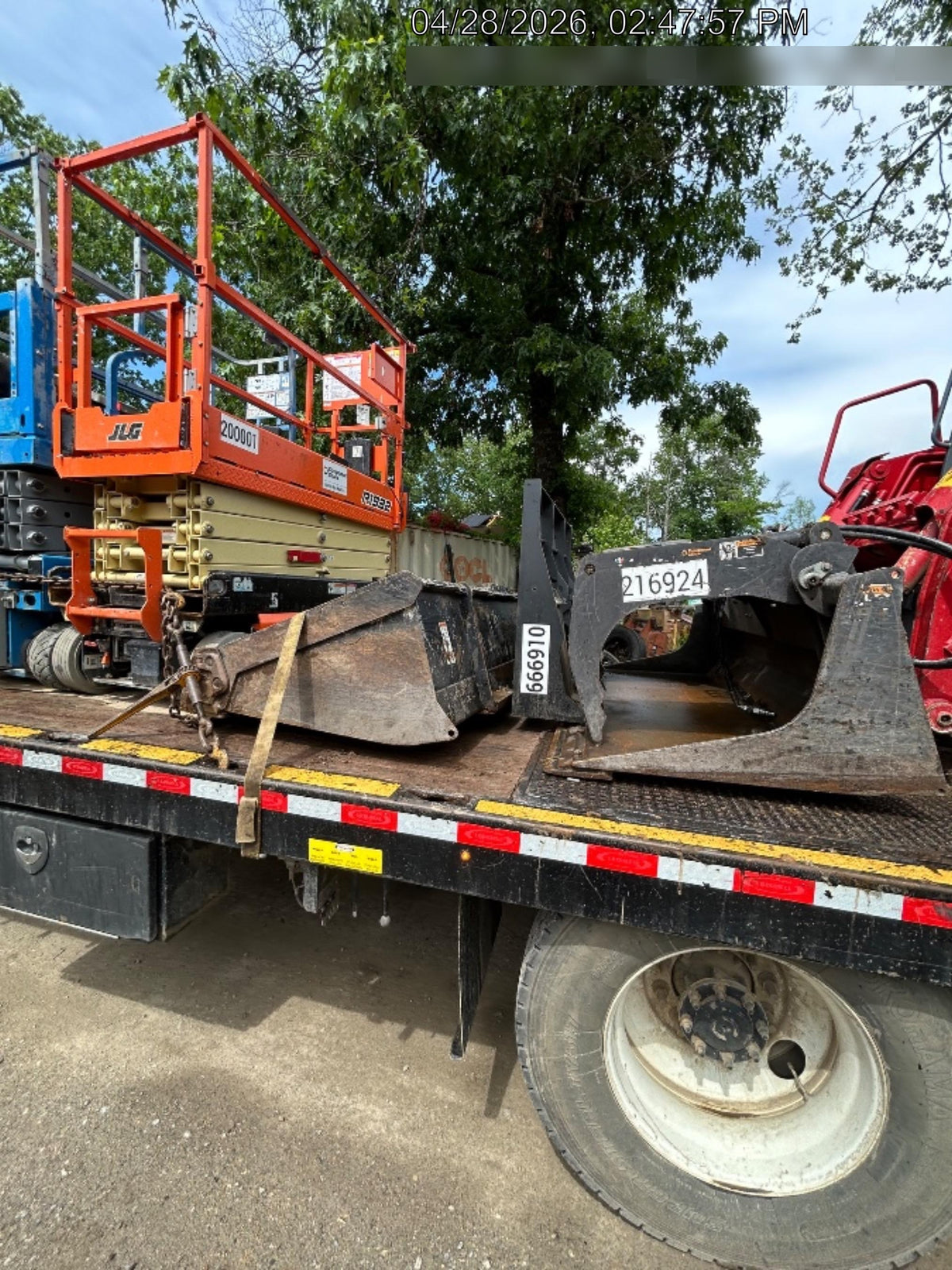 2026 ARROW MATERIAL HANDLING 72" Pallet Forks - Arrow