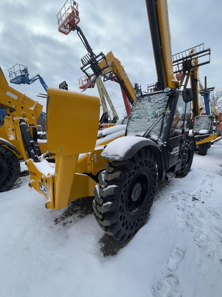 2025 JCB 510-56