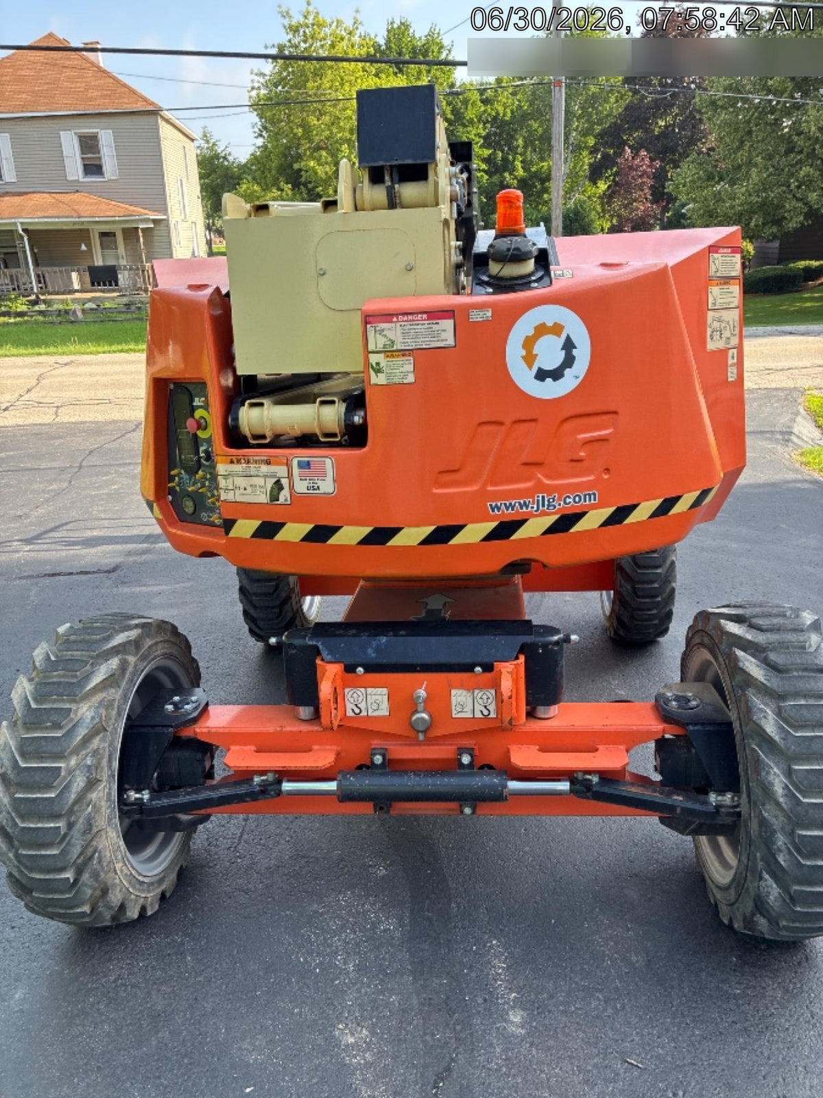 2022 JLG 340AJ