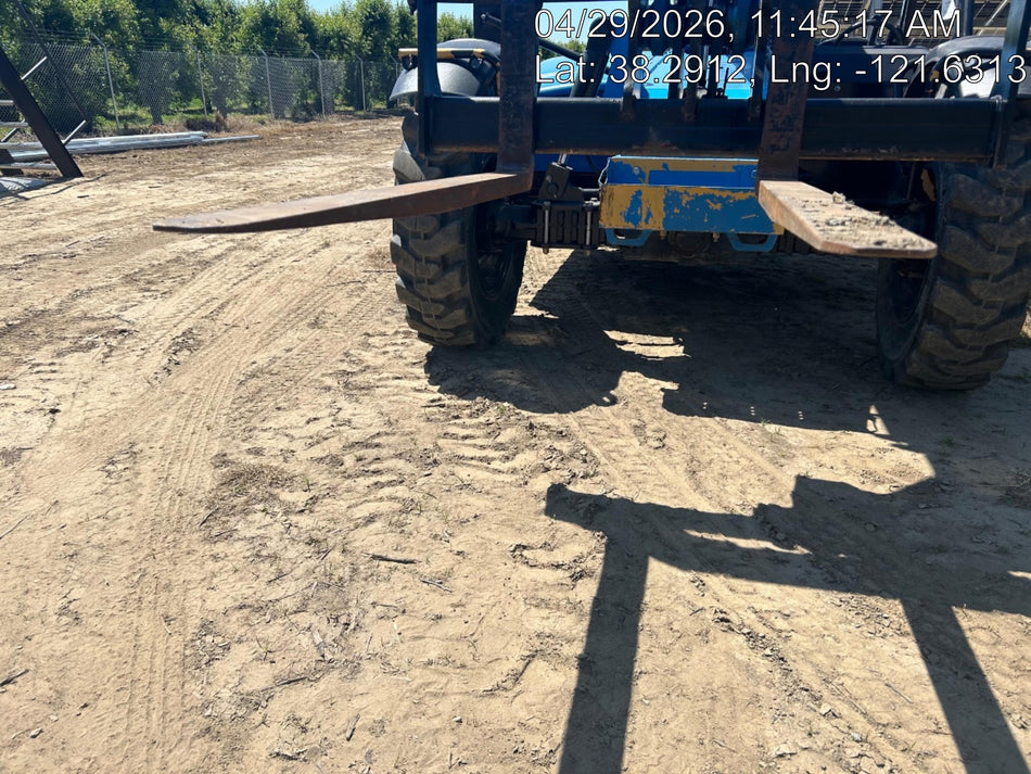 2019 Genie GTH-636 Canopy, Solid RT Tires, LED Work Lights, Beacon 60" QA Carriage, 48" Forks