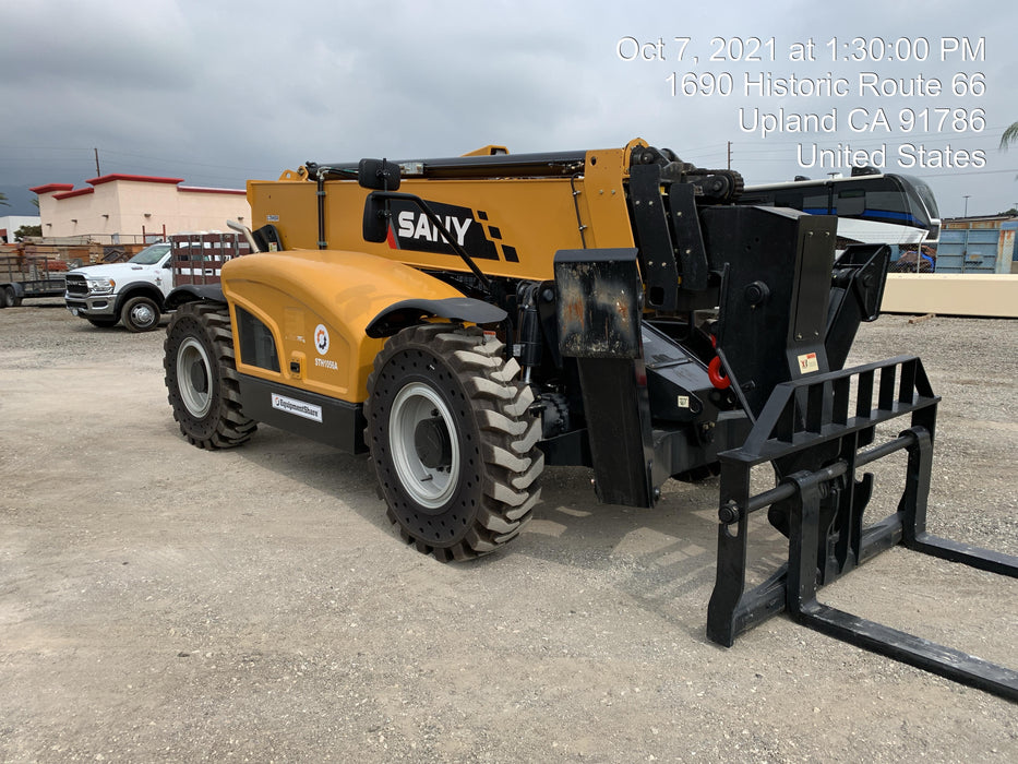 2021 SANY STH1056
