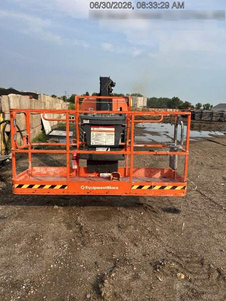 2025 JLG 800AJ