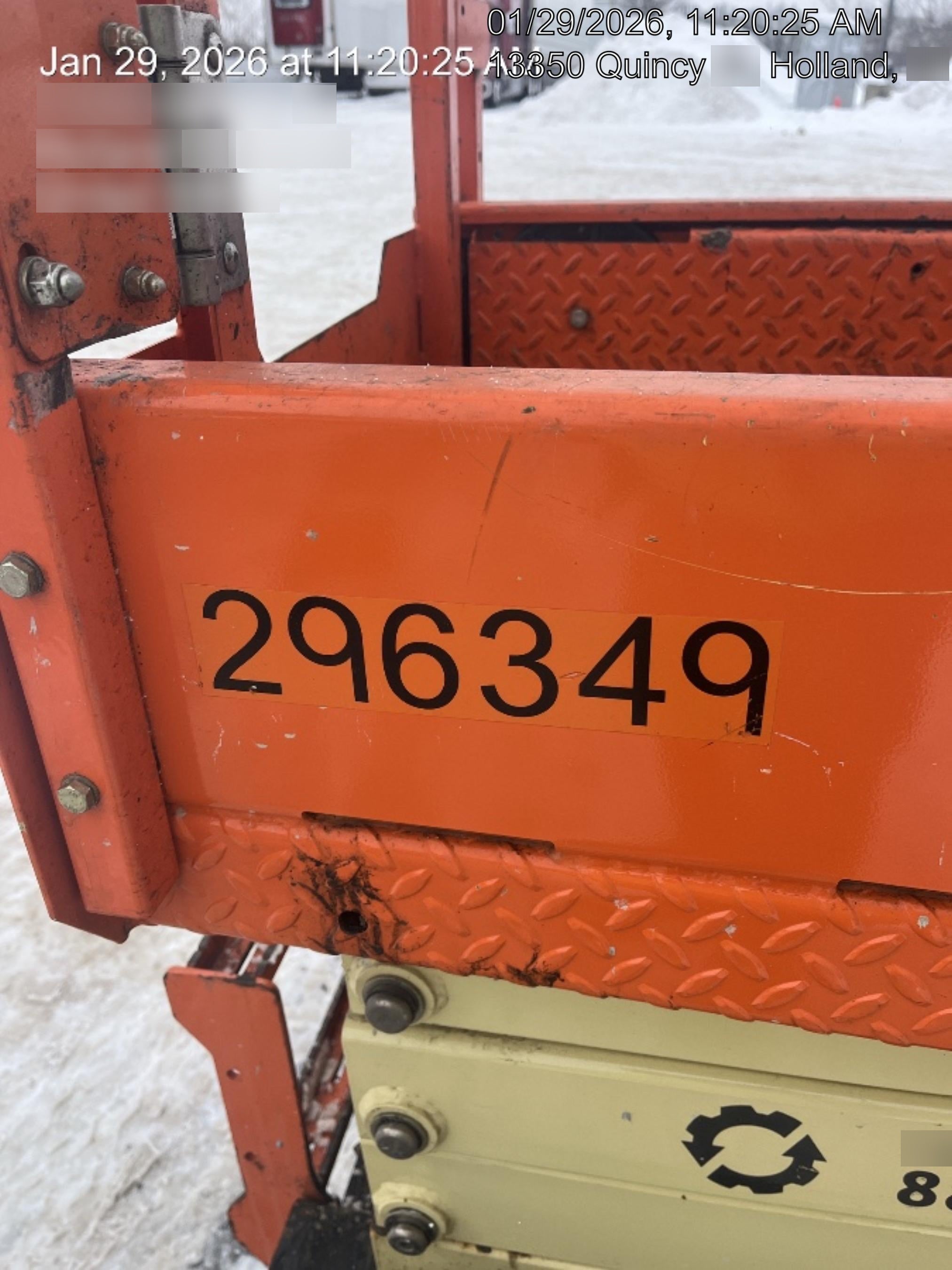 2023 JLG ES1932