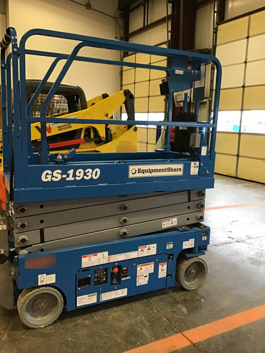 2019 Genie GS-1930 Fixed Rails with Chain Entry