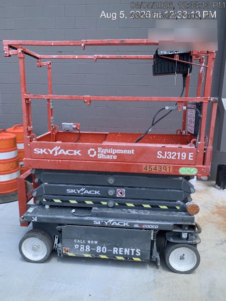 2024 Skyjack SJ3219 Electric Drive, Sld NM Tires, DBcns, RFRails, Power to Platform, T3 + Access Control