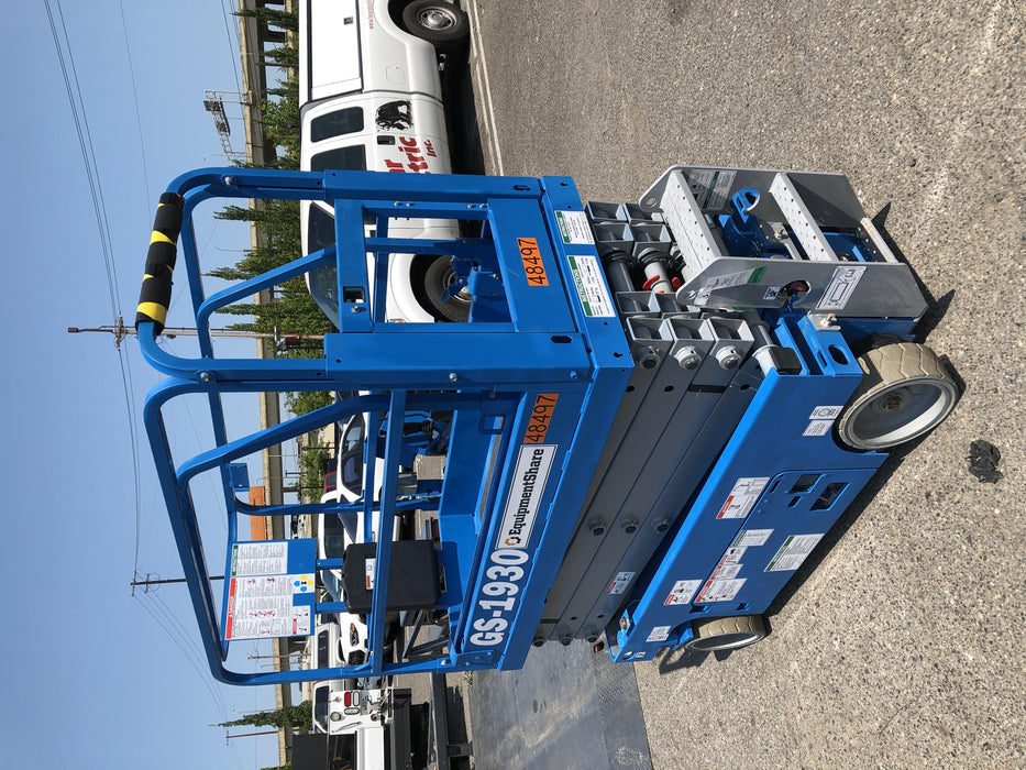 2019 Genie GS-1930 Half Height Swing Gate, 800W Inverter