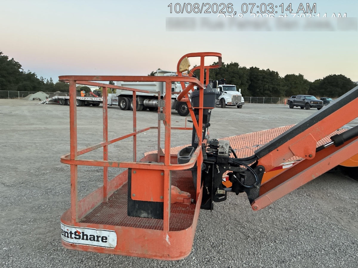 2021 JLG 660SJ