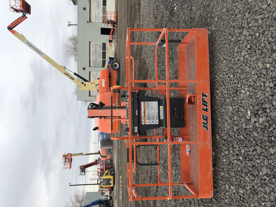 2019 JLG 460SJ