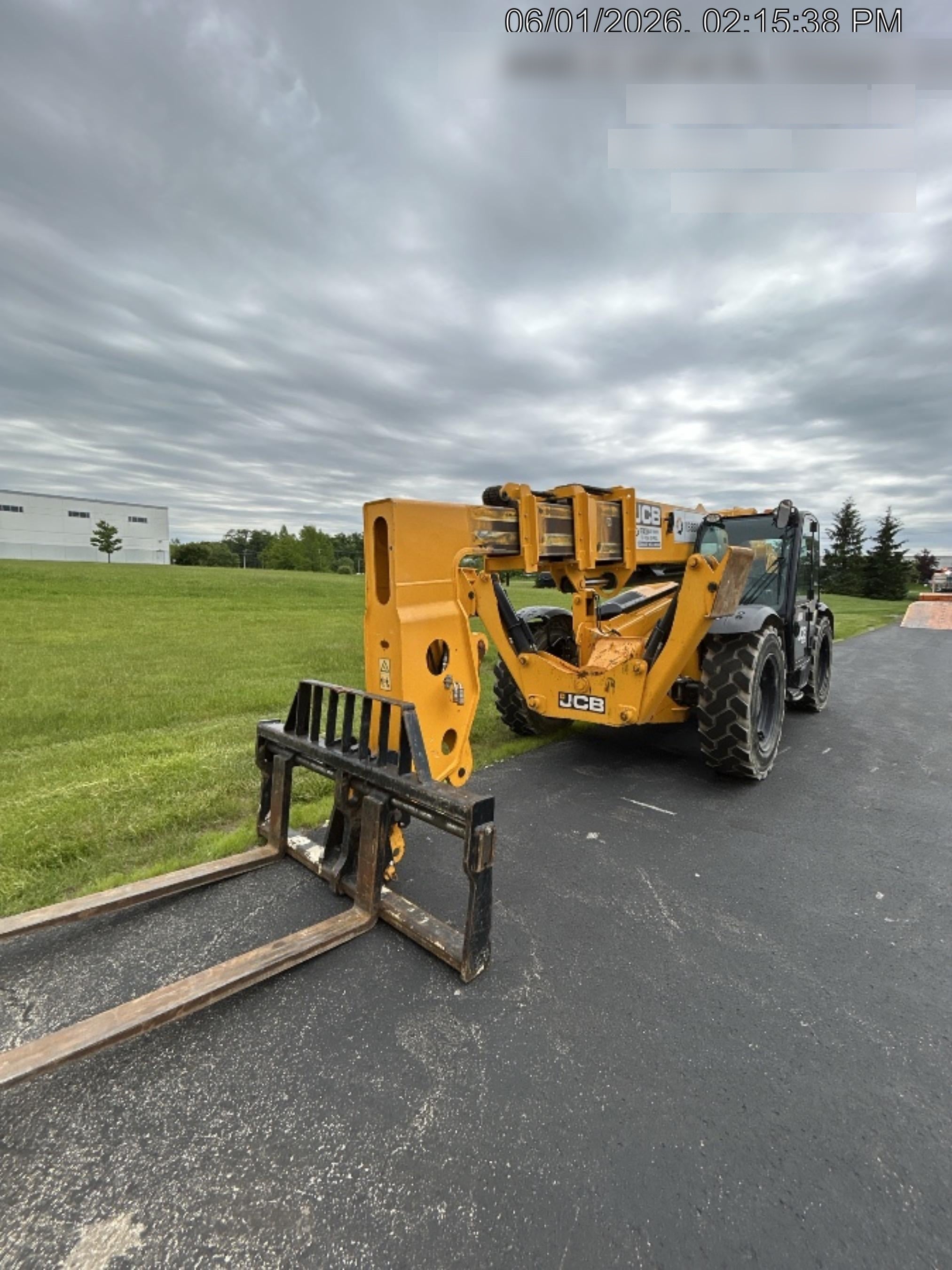 2023 JCB 510-56
