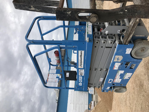 2019 Genie GS-1930 Fixed rails with chain Entry