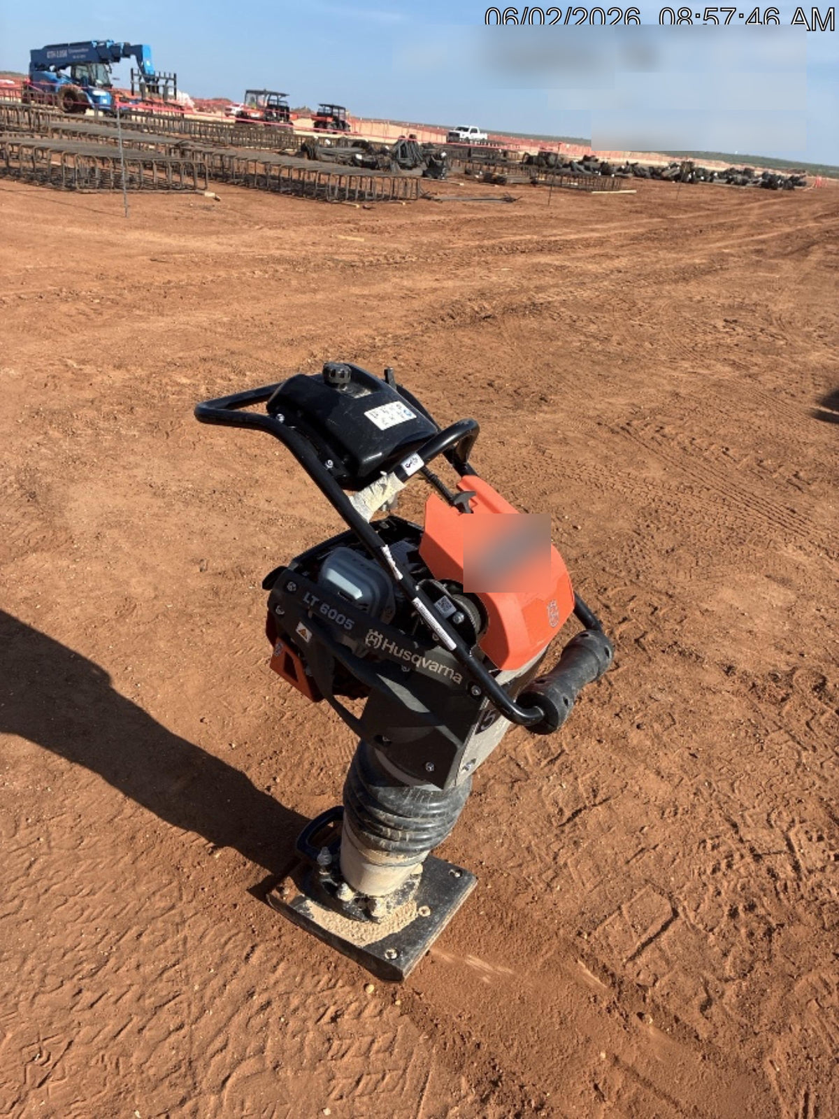 2025 HUSQVARNA LT6005