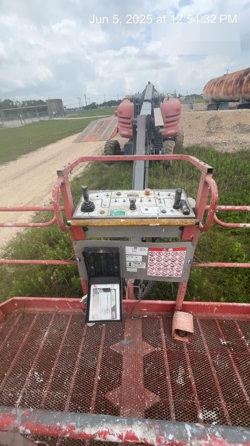 2018 SKYJACK SJ63 AJ