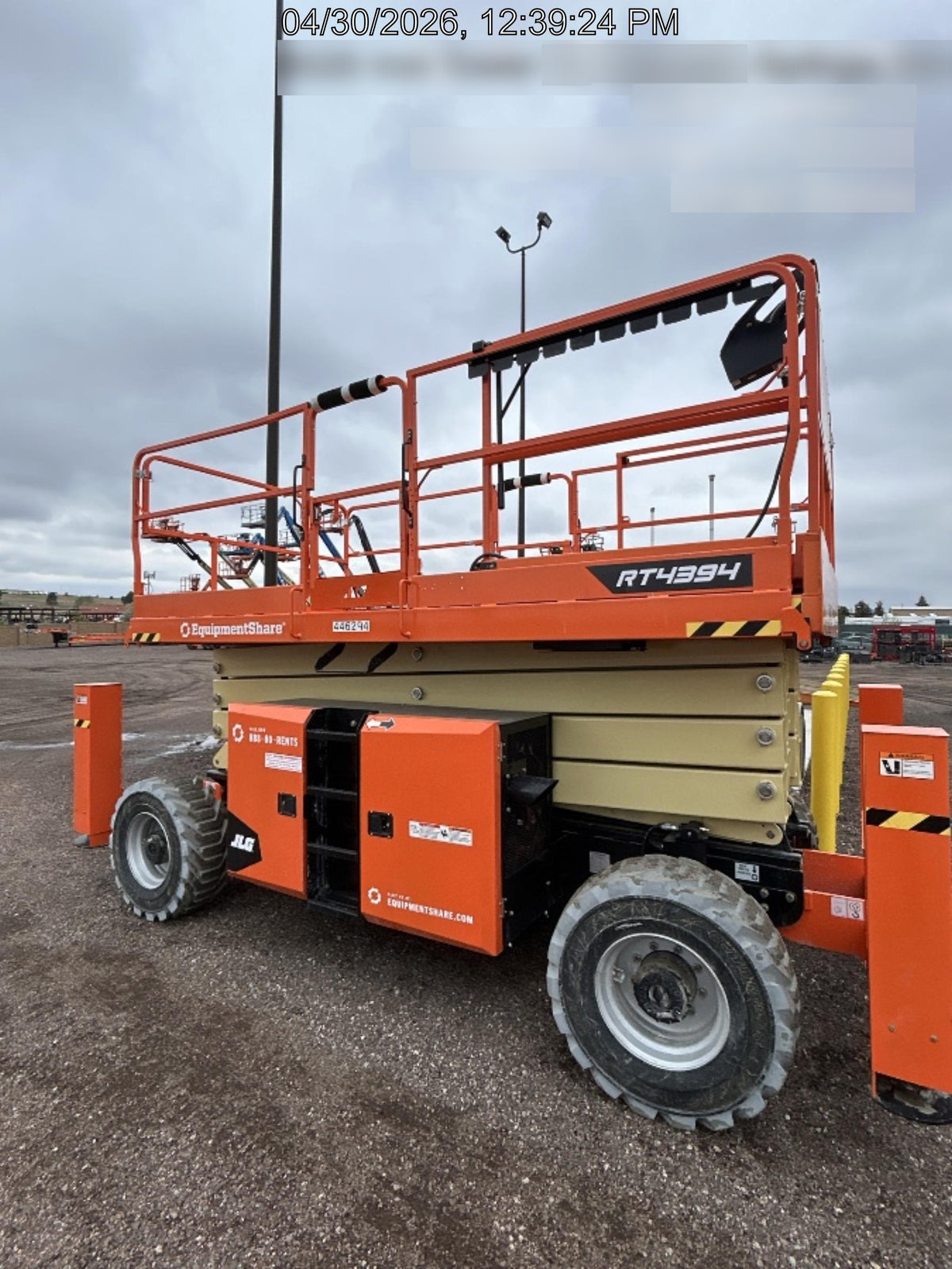 2024 JLG RT4394