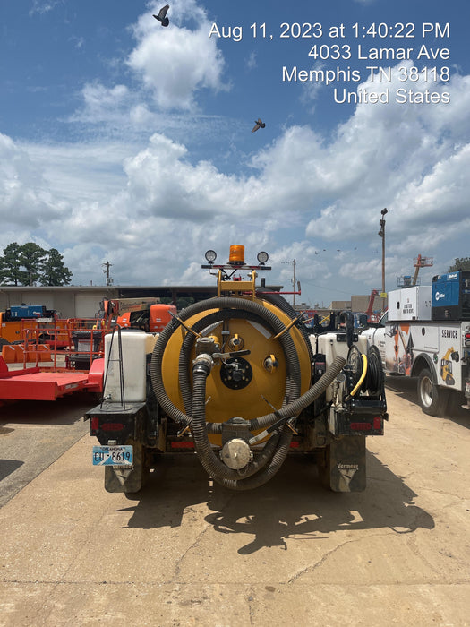 2023 Vac-Tron LP573XDT T4 Koehler Diesel Engine, 500 Gallon Debris Tank, x2 100 Gallon Water Tanks