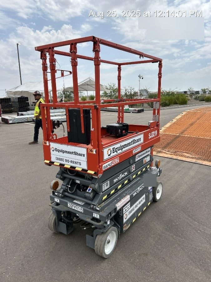 2023 SKYJACK SJ3219