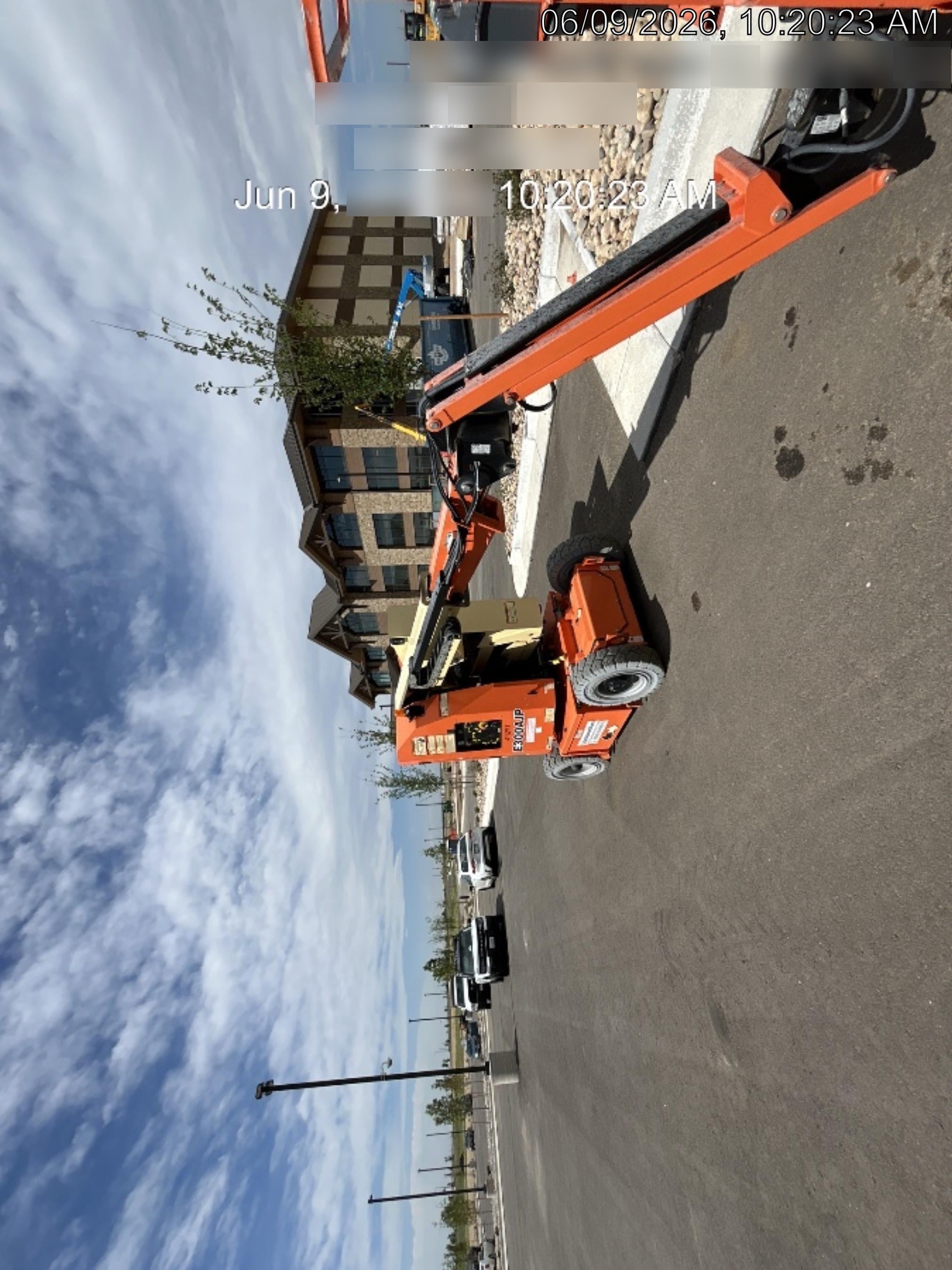 2019 JLG E300AJP