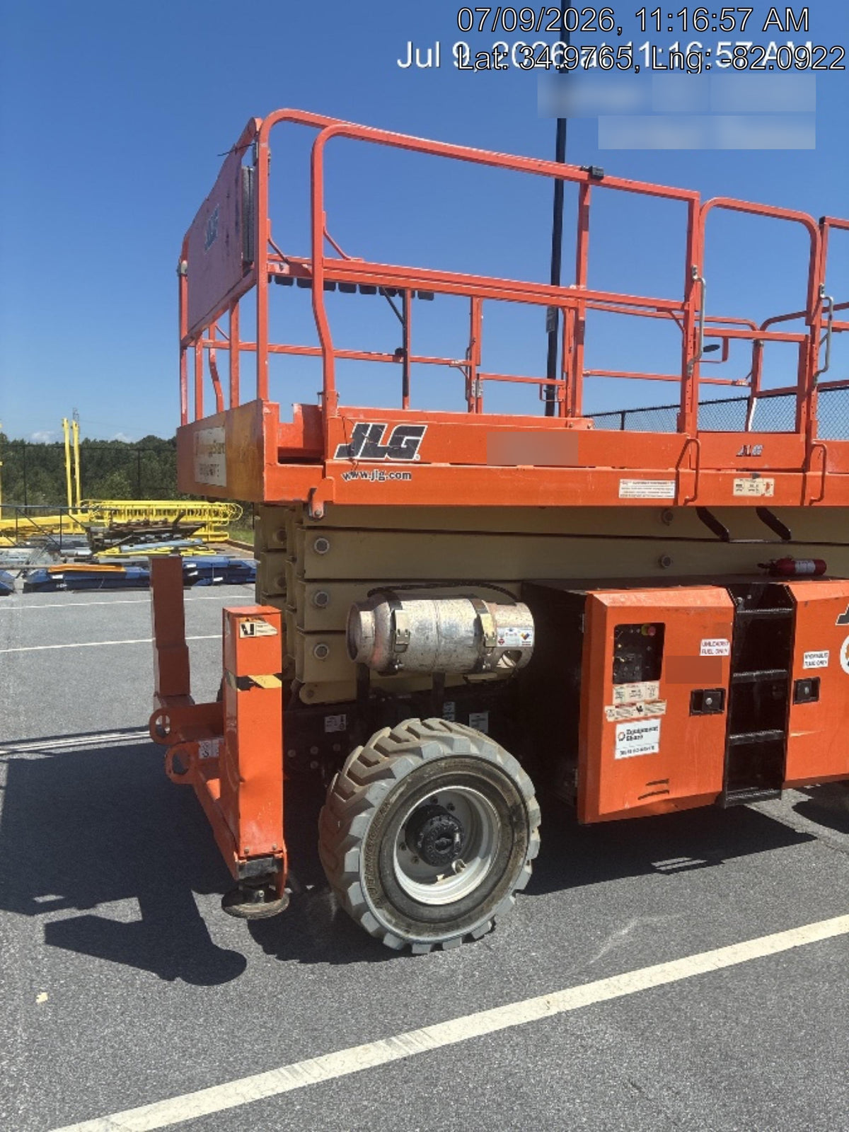 2019 JLG 430LRT