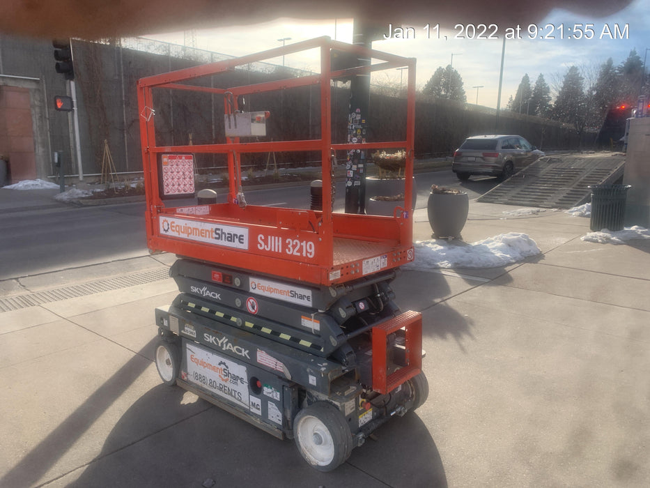 2018 SKYJACK SJIII-3219