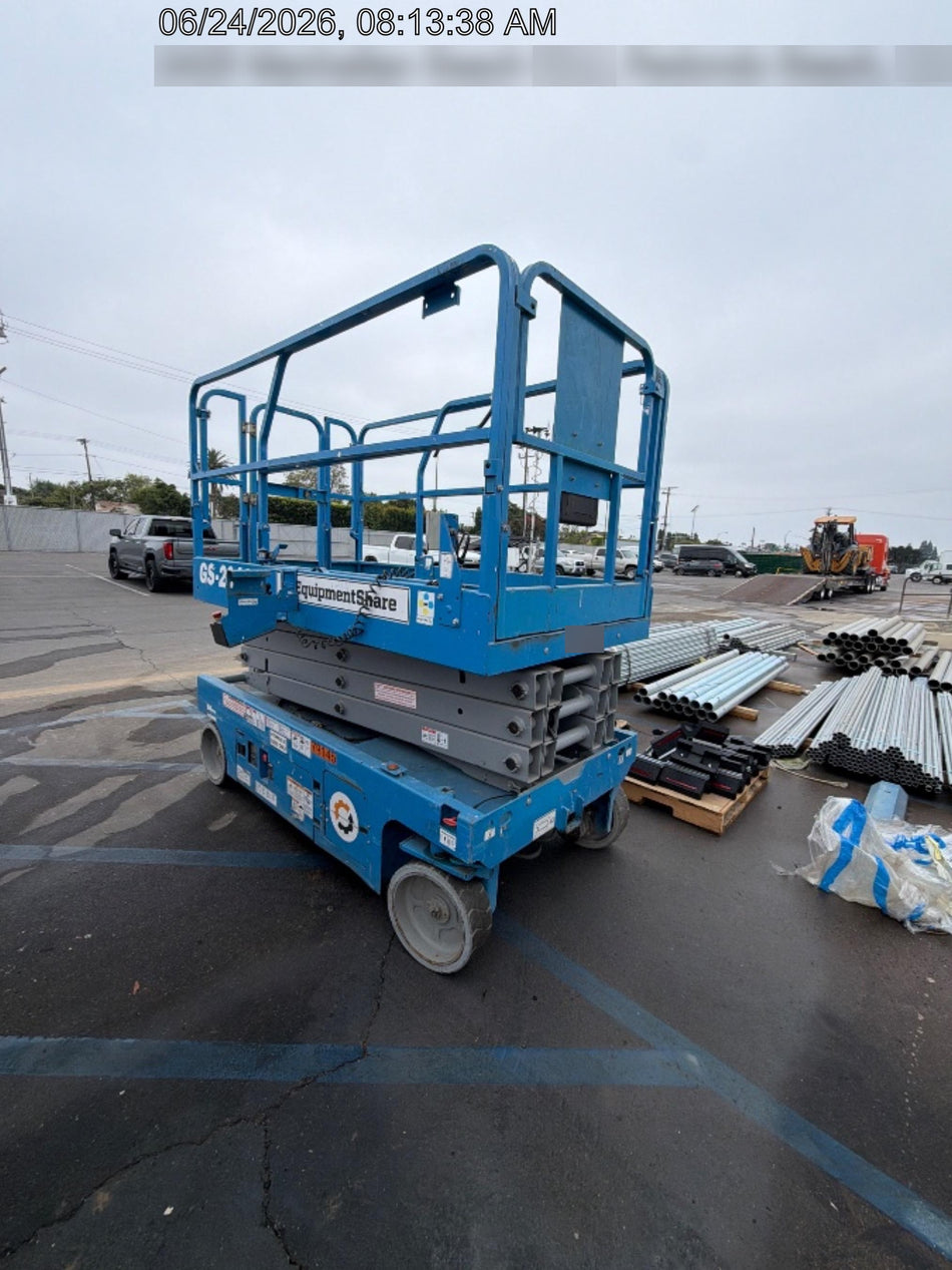 2019 Genie GS-2646 folding rails with full height swing gate