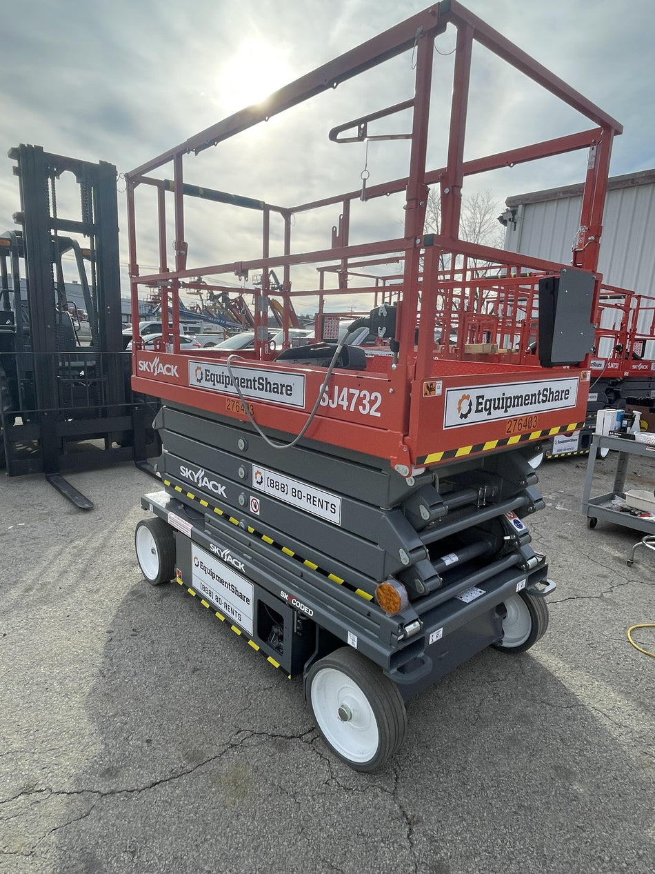 2023 SKYJACK SJ4732