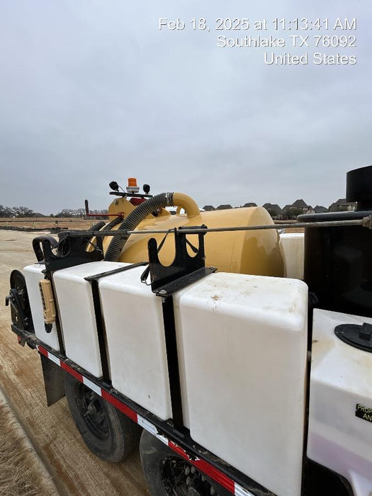2022 Vac-Tron LP573XDT T4 Koehler Diesel Engine, 500 Gallon Debris Tank, x2 100 Gallon Water Tanks