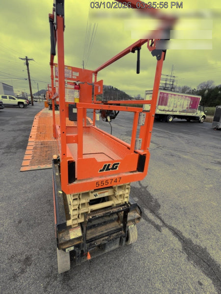 2025 JLG ES1932