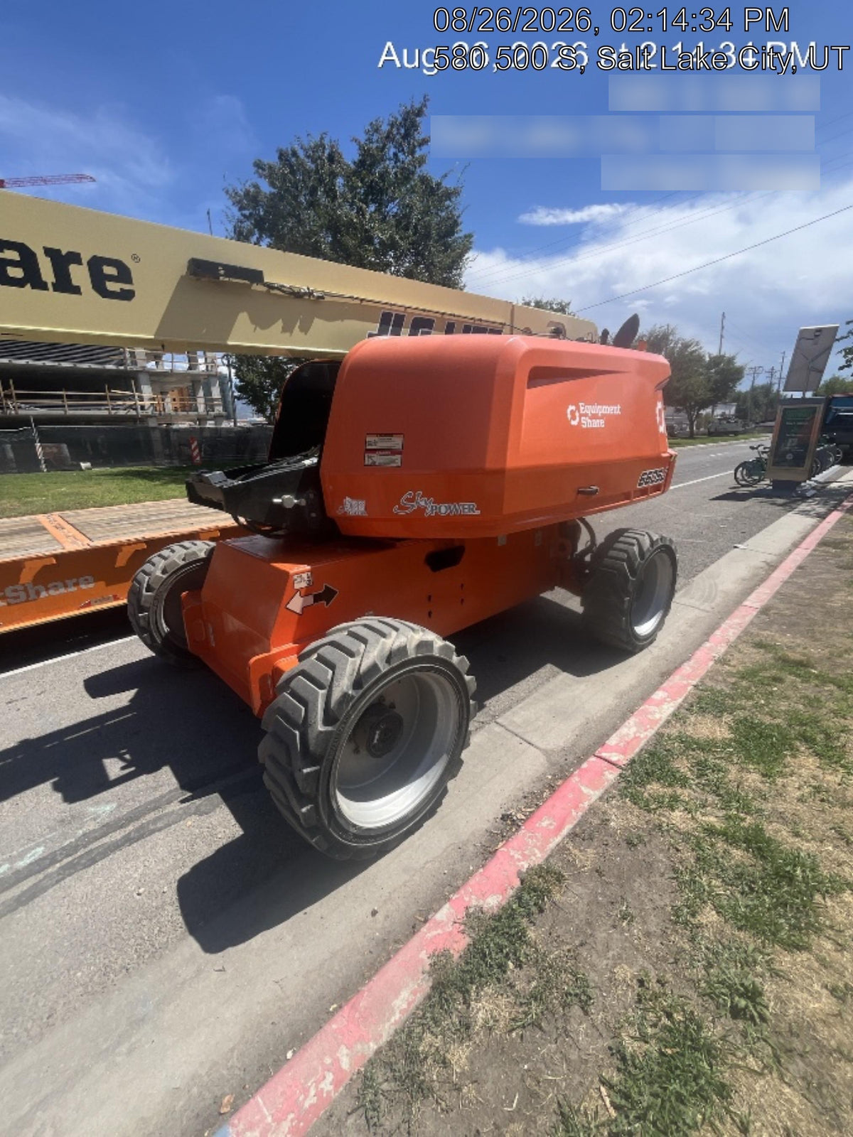 2022 JLG 660SJ