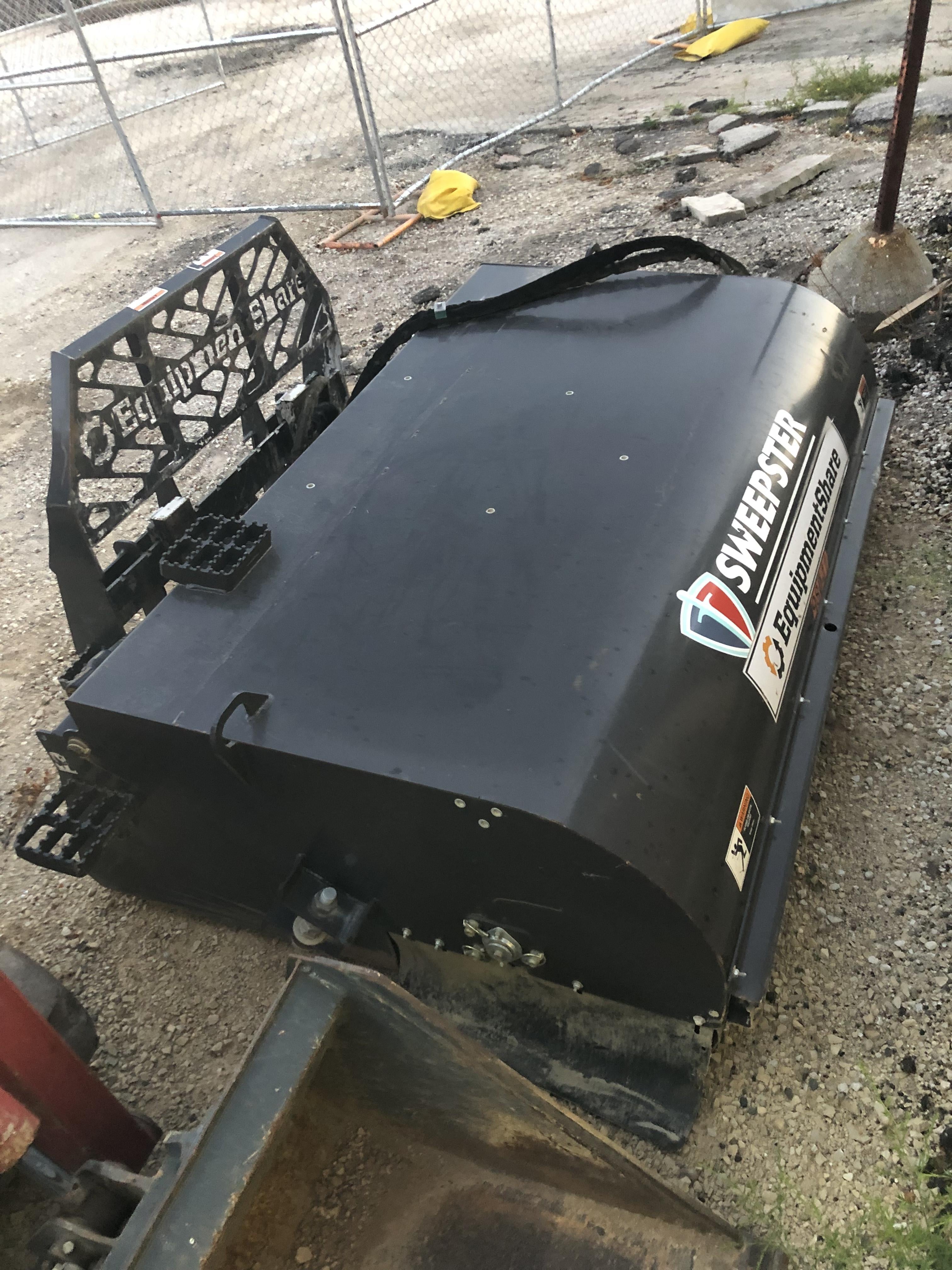 2020 PALADIN Sweepster SB72