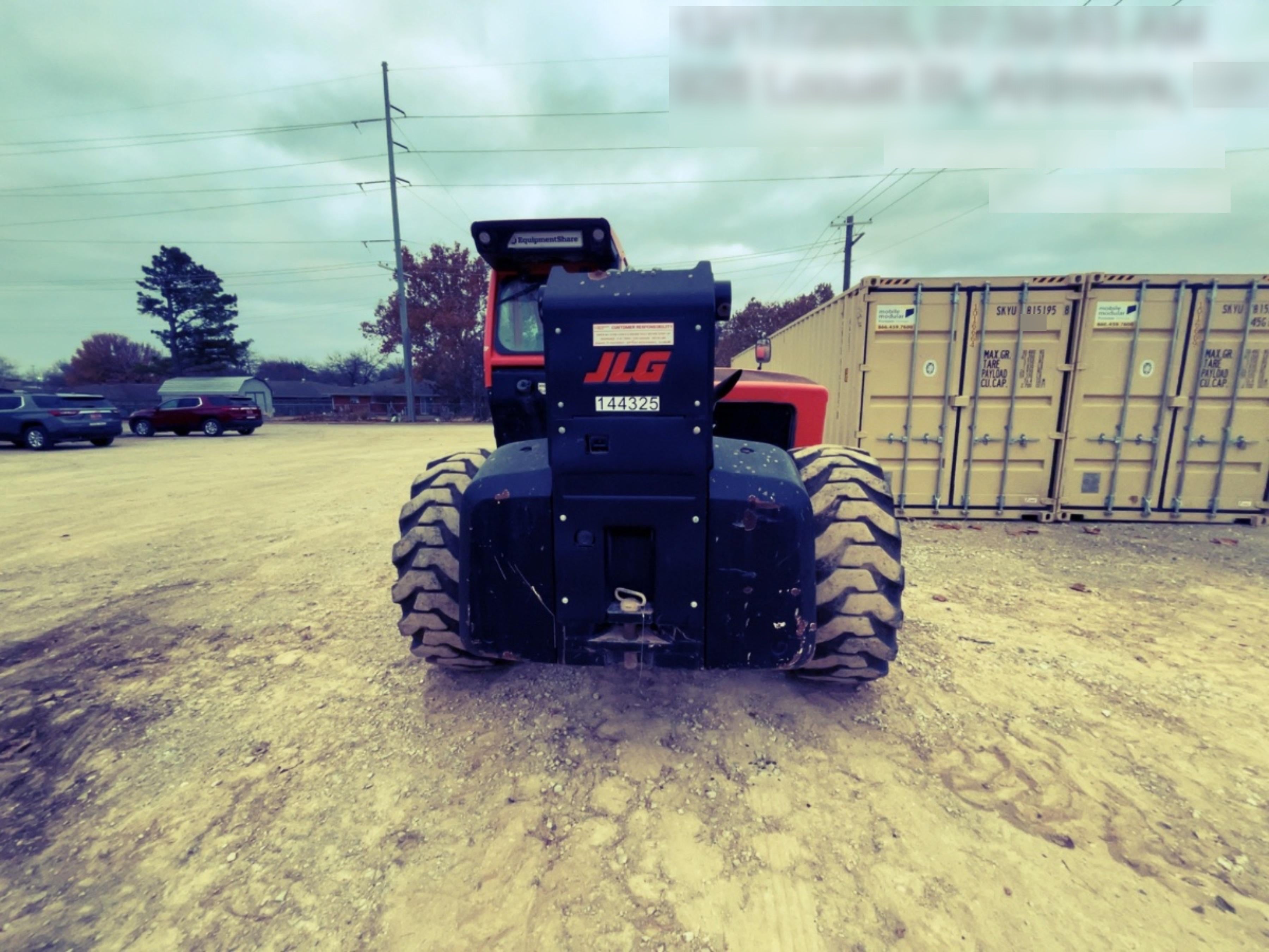 2021 JLG 1732