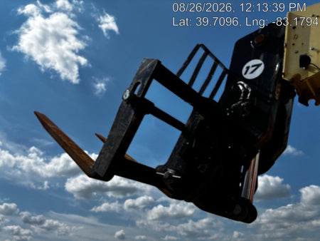 2022 JLG 1732