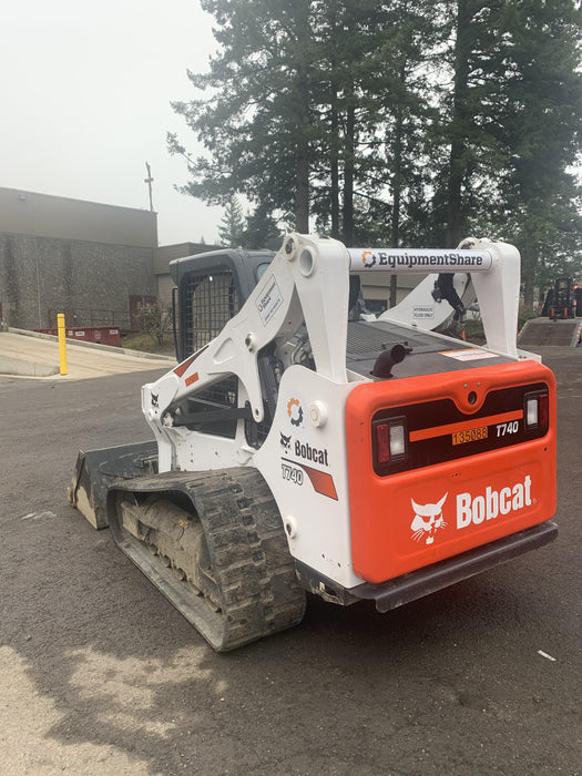 2021 BOBCAT T740