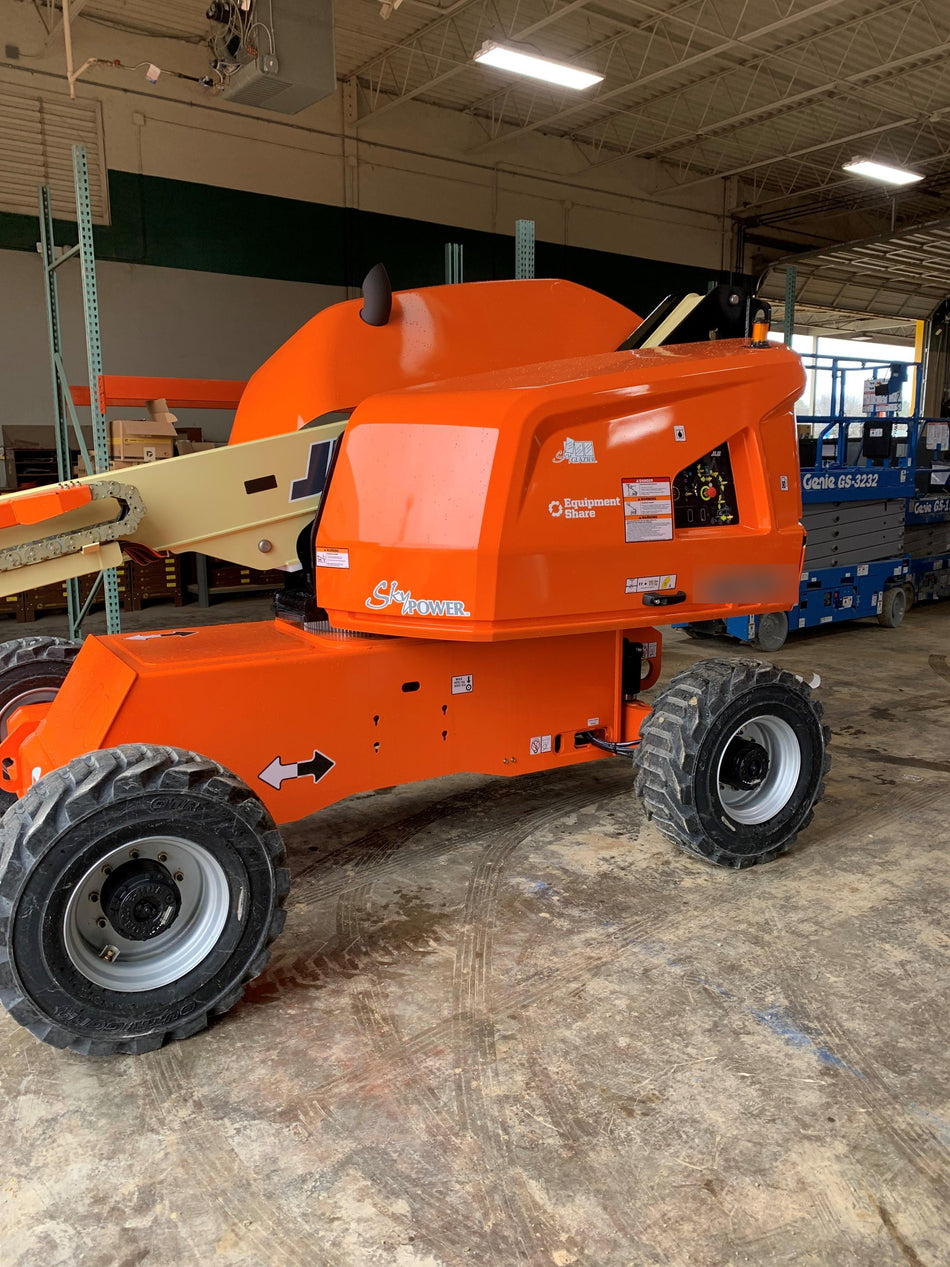 2023 JLG 460SJ