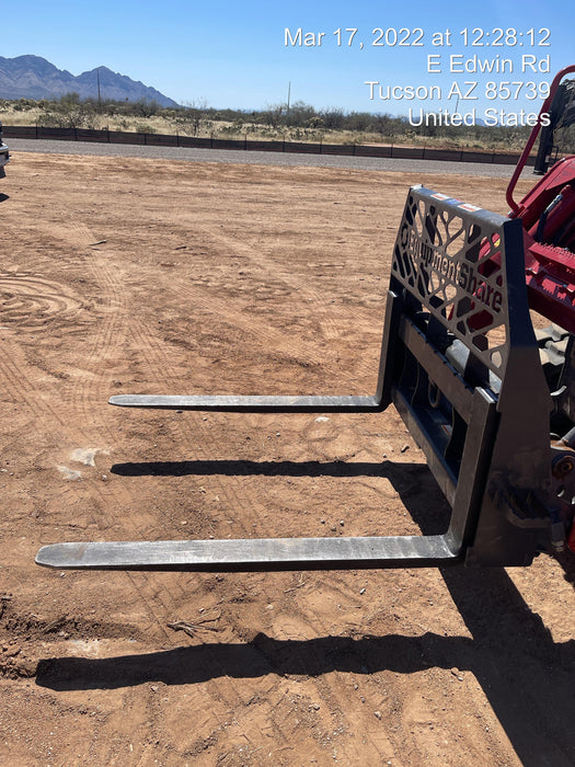 2021 PALADIN 48" Pallet Forks - Paladin