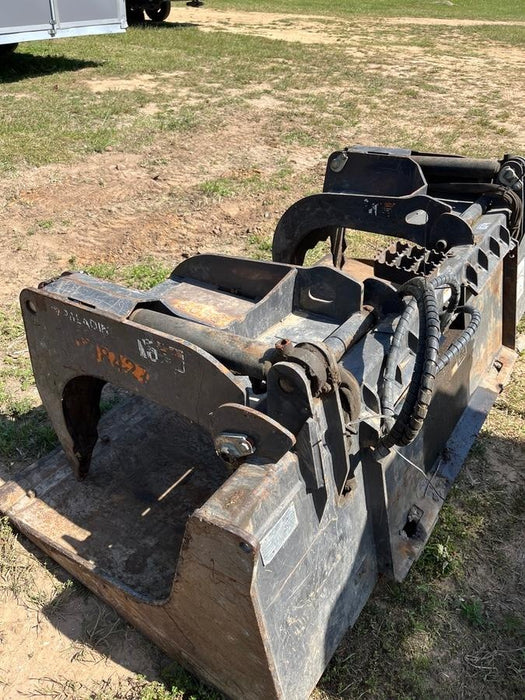 2020 PALADIN 76" Scrap Grapple Bucket - Paladin