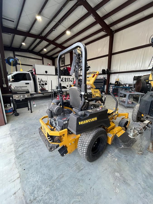 2021 HUSTLER 940056