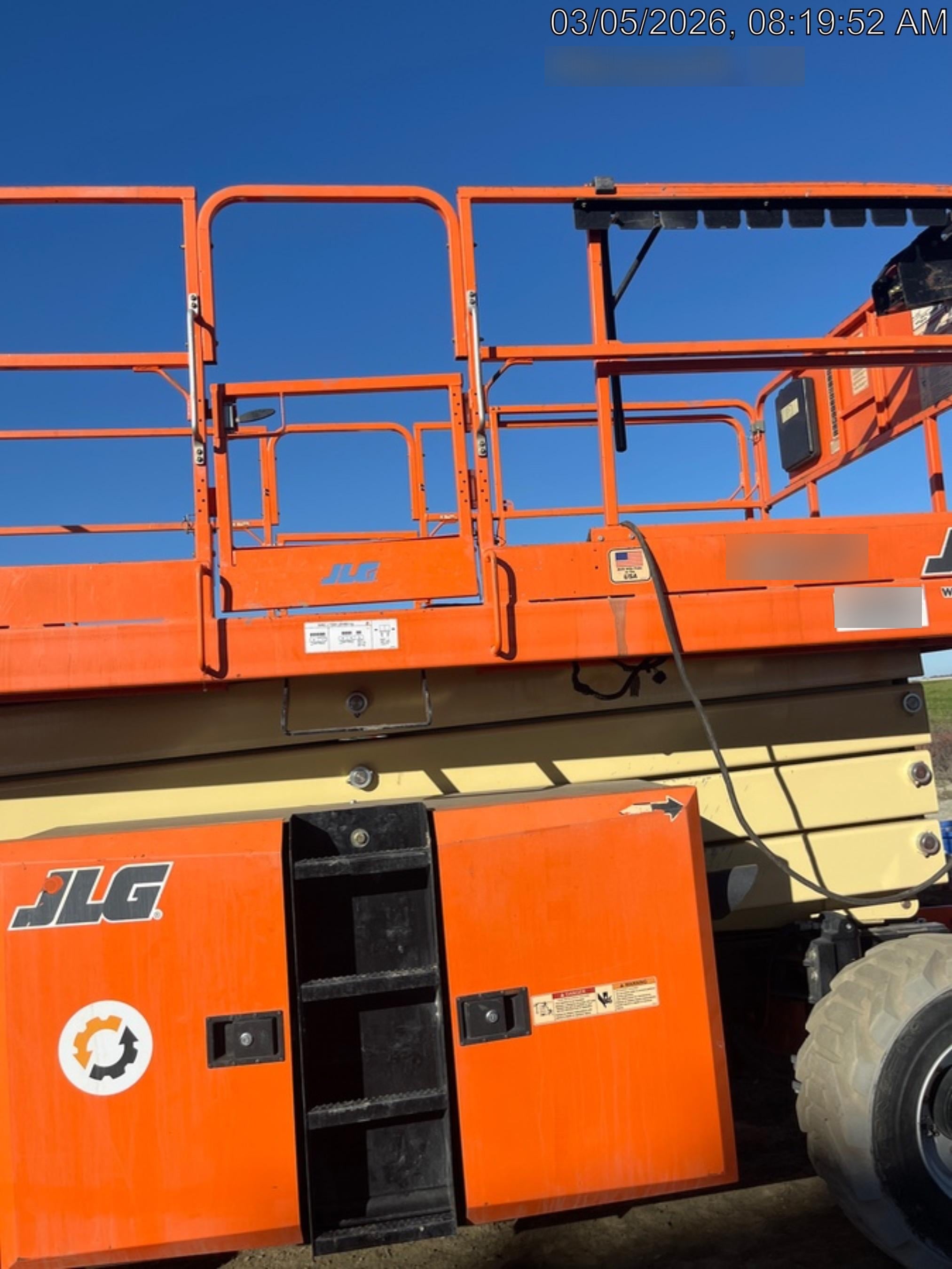 2019 JLG 430LRT