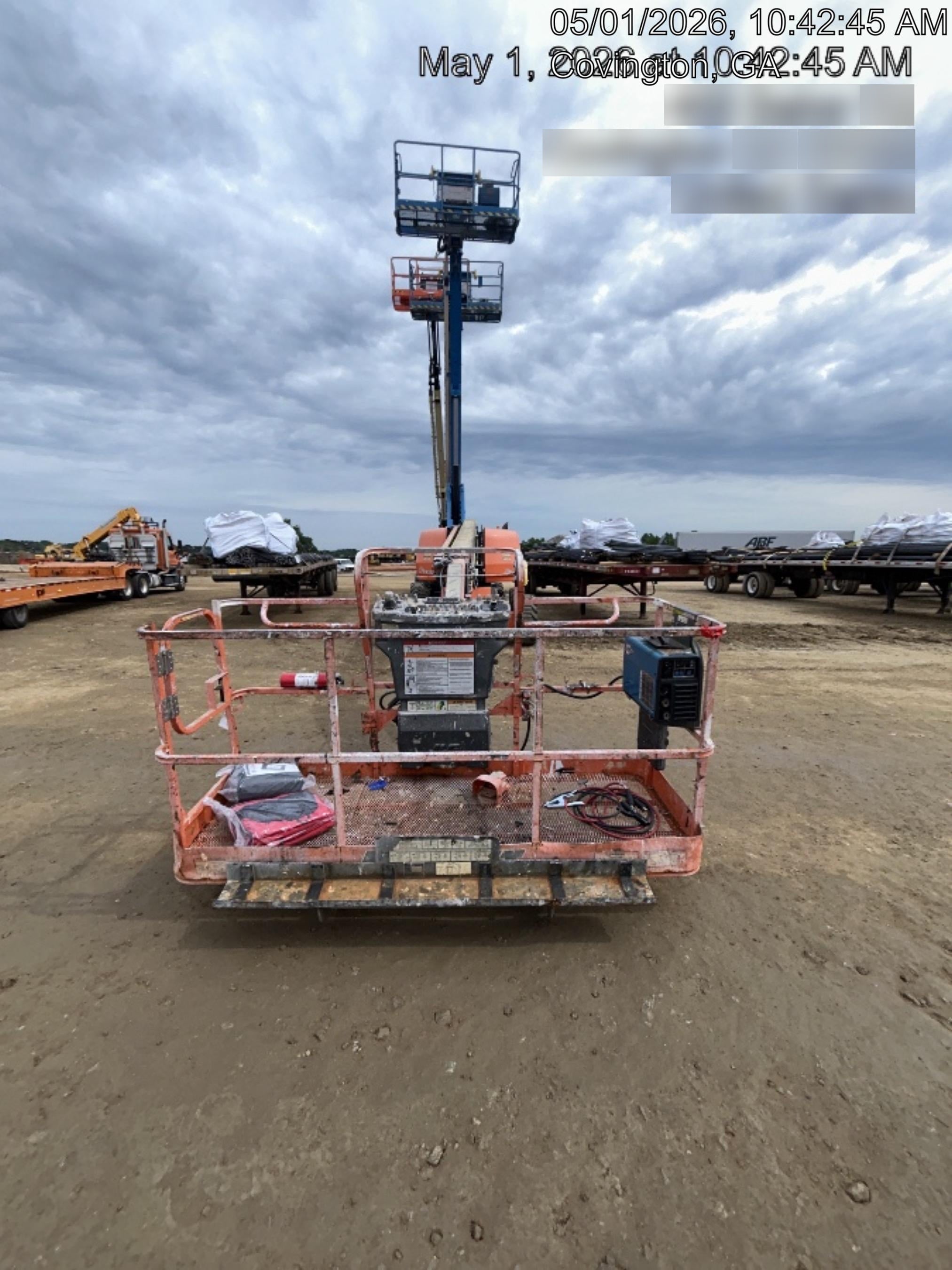 2019 JLG 660SJ
